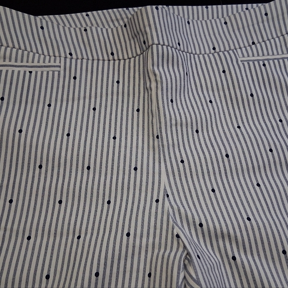 Chicos Cropped, Striped & Polka Dot Pants Size 1.5 R - Picture 2 of 12